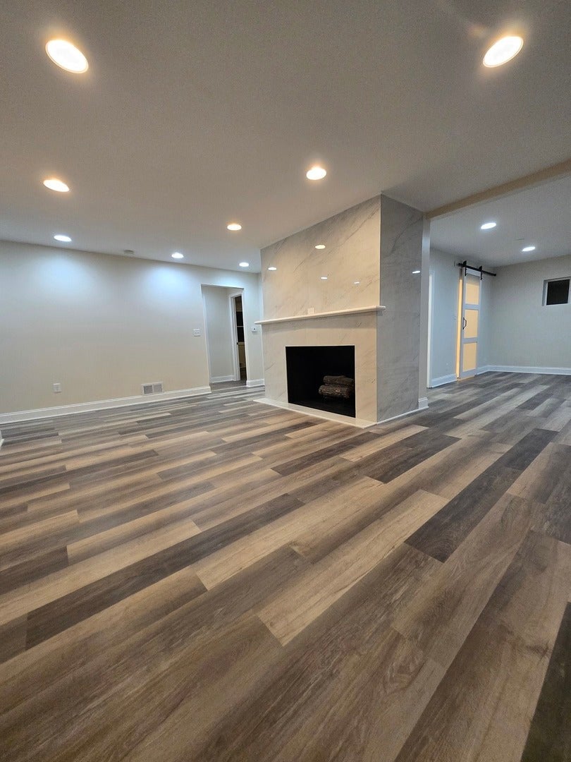 813 Chicago Road