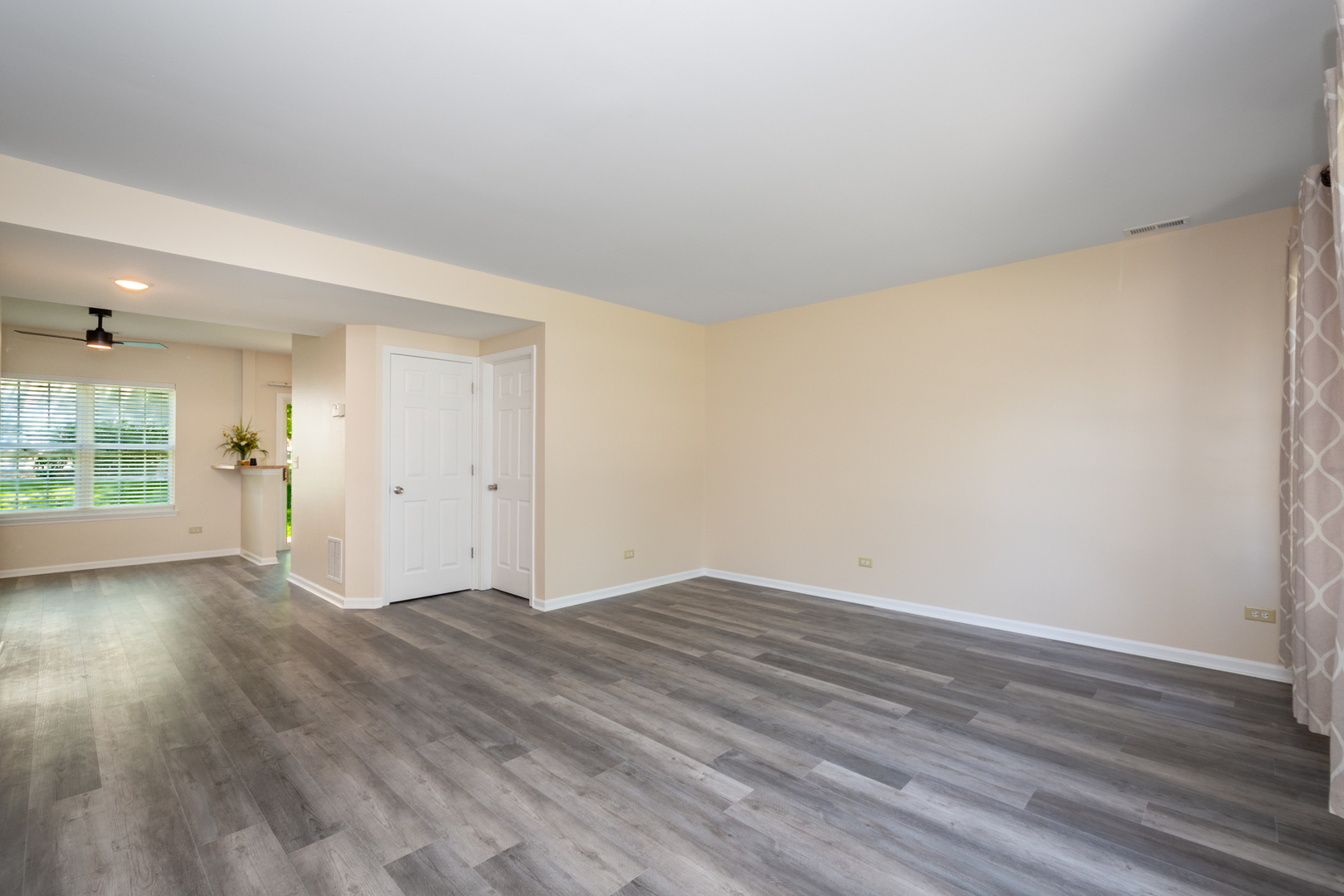 1277 N Village Drive