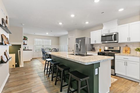 Tiny photo for 1103 Briar Glen Court #1103, Hampshire, IL 60140 (MLS # 12539061)