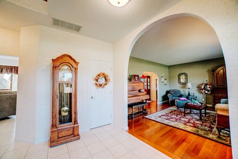 Tiny photo for 23 Cedarwood Drive, Watseka, IL 60970 (MLS # 12497585)