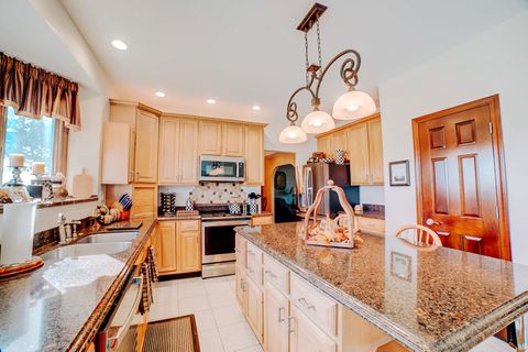 Tiny photo for 23 Cedarwood Drive, Watseka, IL 60970 (MLS # 12497585)