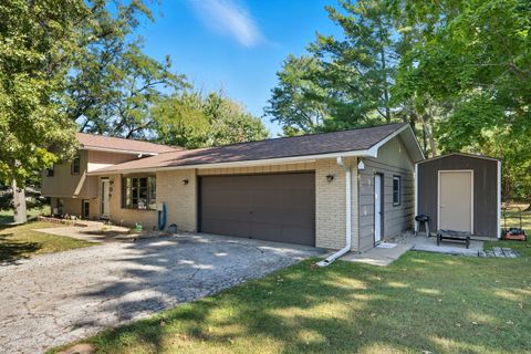 Photo of 112 Crestview Drive, Hamilton, IL 62341 (MLS # 12491757)