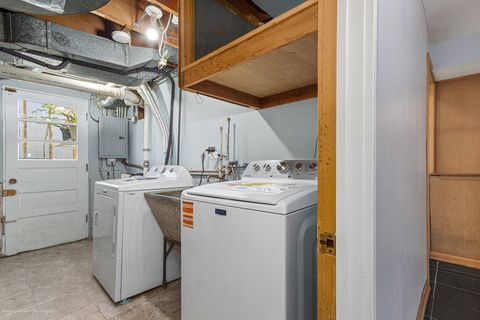 Tiny photo for 9043 Oriole Avenue, Morton Grove, IL 60053 (MLS # 12514446)