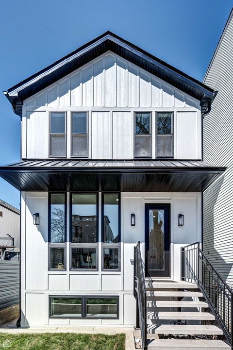 2622 W Cortland Street Chicago IL 60647