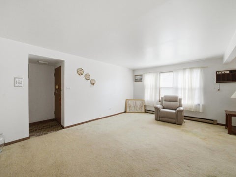 Tiny photo for 7318 Lake Street #4, River Forest, IL 60305 (MLS # 12753640)