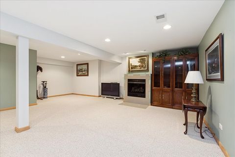 Tiny photo for 16815 Crystal Court, Tinley Park, IL 60477 (MLS # 12548943)