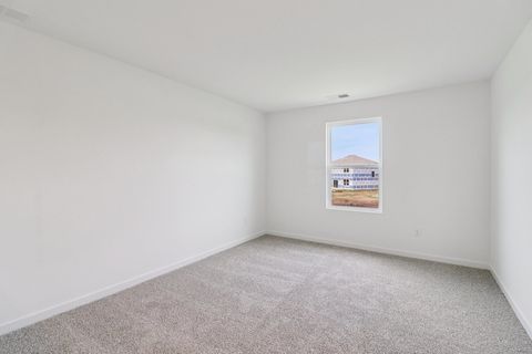 Tiny photo for 2013 Winterberry Trail, Wonder Lake, IL 60097 (MLS # 12631593)