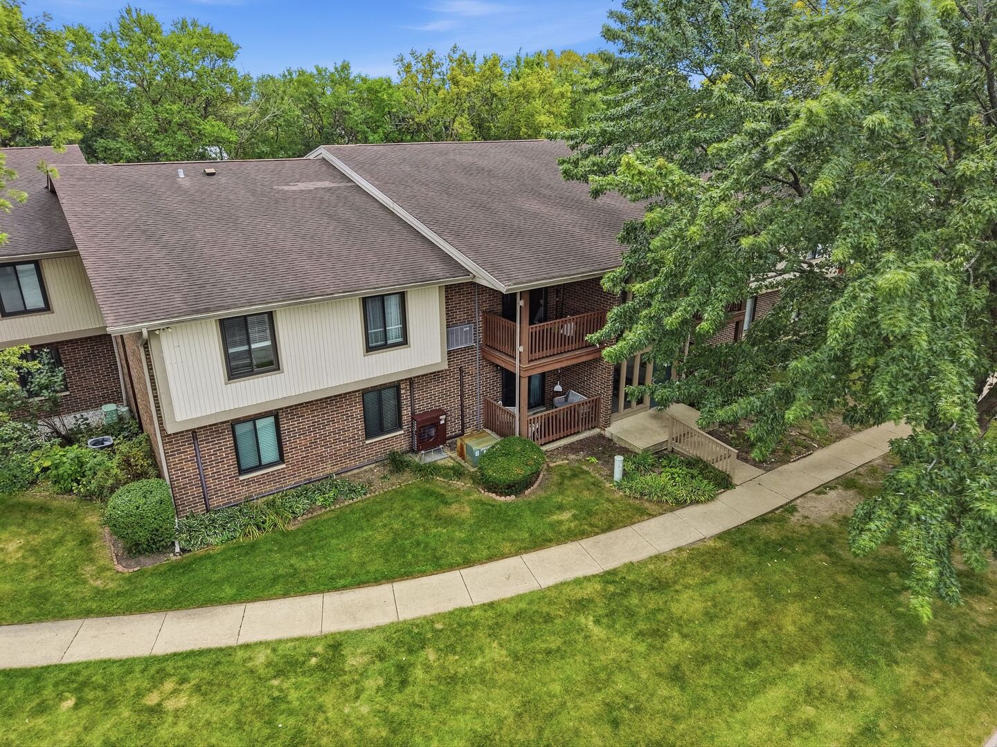 603 Garden Circle 1