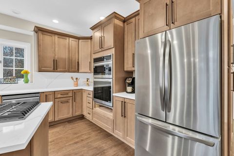 Tiny photo for 2706 Duncan Lane, Batavia, IL 60510 (MLS # 12551309)