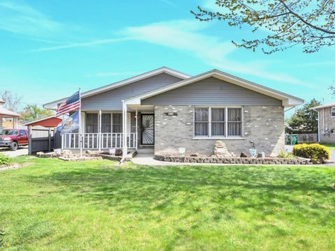 Photo of 8001 S Lockwood Avenue, Burbank, IL 60459 (MLS # 12734541)