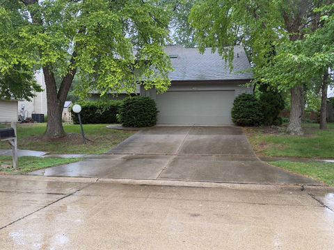 Photo of 2206 O Donnell Drive, Champaign, IL 61821 (MLS # 12384157)