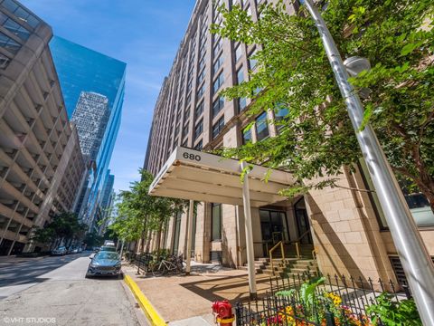 Photo of 680 N Lake Shore Drive #715, Chicago, IL 60611 (MLS # 12638074)