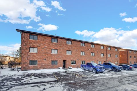 Tiny photo for 8208 Cobblestone Drive #1B, Palos Hills, IL 60465 (MLS # 12557865)