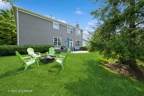 Tiny photo for 322 Parkstone Drive, Cary, IL 60013 (MLS # 12413020)