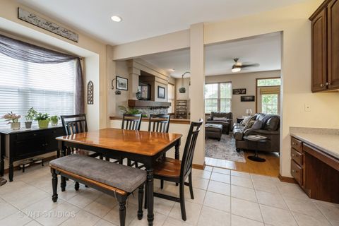 Tiny photo for 322 Parkstone Drive, Cary, IL 60013 (MLS # 12413020)