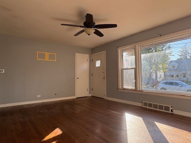 1529 N Hillside Avenue