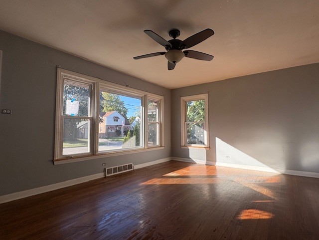 1529 N Hillside Avenue