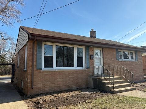 Tiny photo for 1529 N Hillside Avenue, Berkeley, IL 60163 (MLS # 12540235)