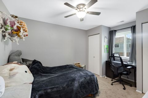 Tiny photo for 275 Wilmette Court #A2, Schaumburg, IL 60193 (MLS # 12645847)