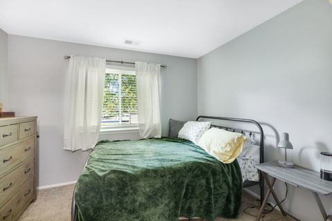Tiny photo for 275 Wilmette Court #A2, Schaumburg, IL 60193 (MLS # 12645847)