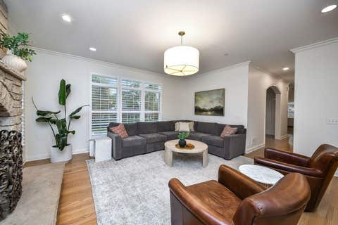 Tiny photo for 798 Highview Avenue, Glen Ellyn, IL 60137 (MLS # 12731369)