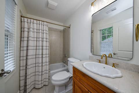 Tiny photo for 798 Highview Avenue, Glen Ellyn, IL 60137 (MLS # 12731369)
