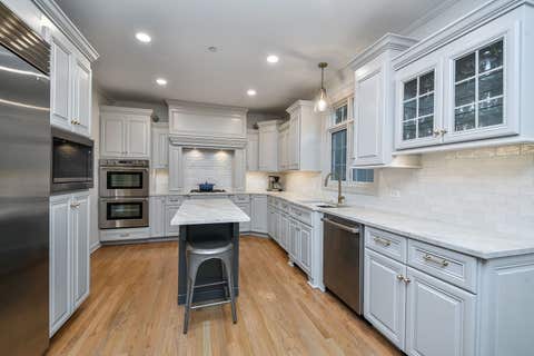 Tiny photo for 798 Highview Avenue, Glen Ellyn, IL 60137 (MLS # 12731369)