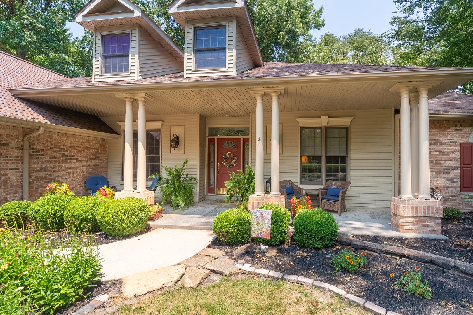 1110 Grand Oak Drive