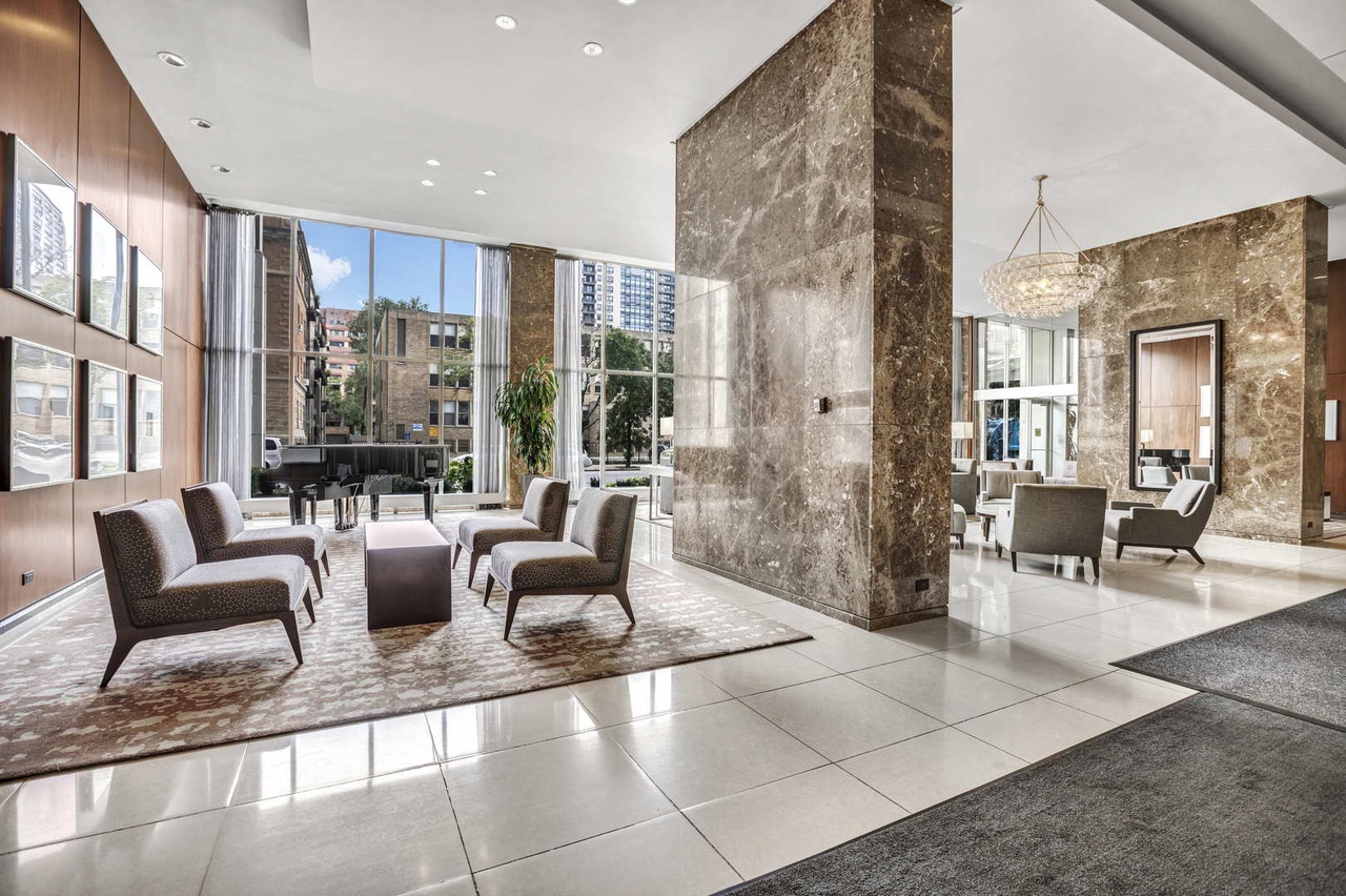 655 W Irving Park Road 610