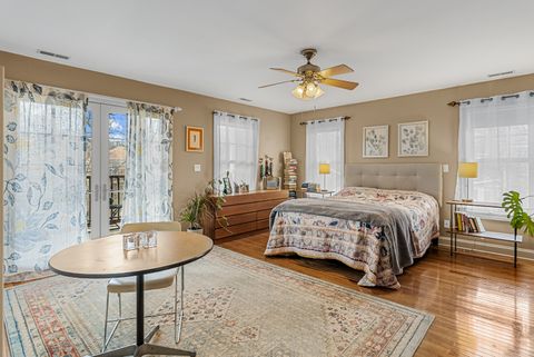 Tiny photo for 6714 N Ionia Avenue, Chicago, IL 60646 (MLS # 12615995)