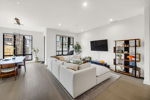 Tiny photo for 323 S Racine Avenue #5A, Chicago, IL 60607 (MLS # 12490374)