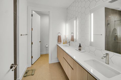 Tiny photo for 323 S Racine Avenue #5A, Chicago, IL 60607 (MLS # 12490374)