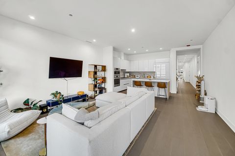 Tiny photo for 323 S Racine Avenue #5A, Chicago, IL 60607 (MLS # 12490374)