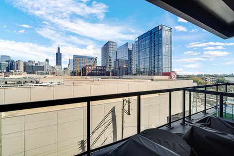 Tiny photo for 323 S Racine Avenue #5A, Chicago, IL 60607 (MLS # 12490374)