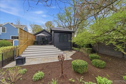 Tiny photo for 320 S 6th Street, Geneva, IL 60134 (MLS # 12625641)