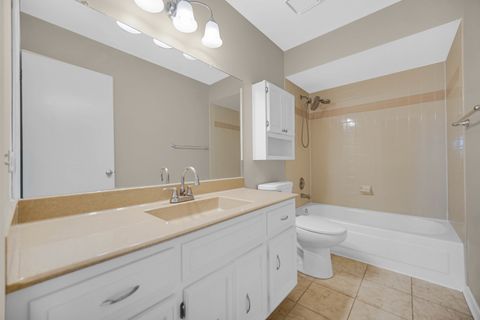 Tiny photo for 207 N Canyon Drive, Bolingbrook, IL 60490 (MLS # 12457315)