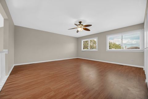 Tiny photo for 207 N Canyon Drive, Bolingbrook, IL 60490 (MLS # 12457315)