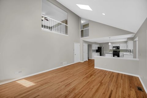 Tiny photo for 207 N Canyon Drive, Bolingbrook, IL 60490 (MLS # 12457315)