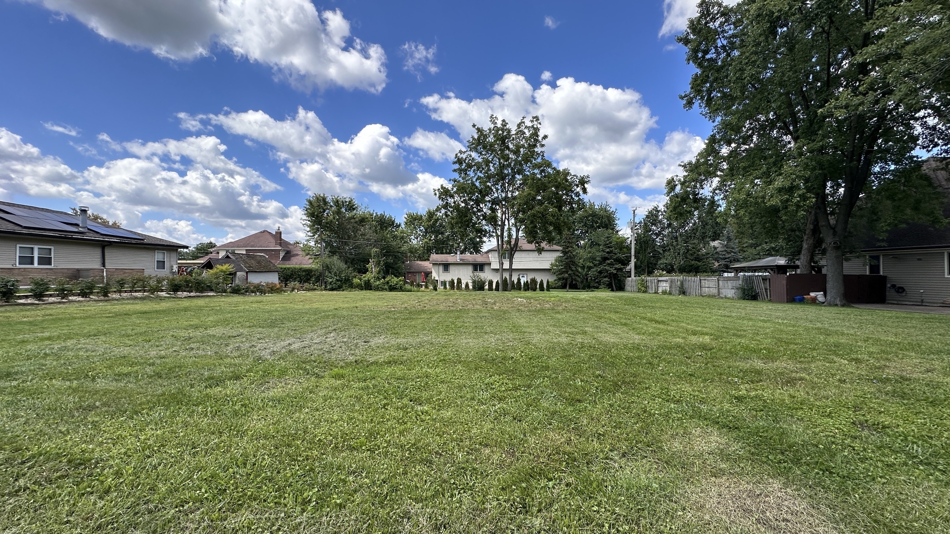 7240 Giddings Avenue