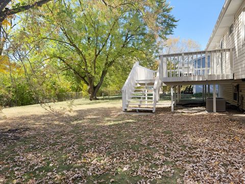 Tiny photo for 533 Surryse Road, Lake Zurich, IL 60047 (MLS # 12260403)
