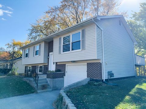 Tiny photo for 533 Surryse Road, Lake Zurich, IL 60047 (MLS # 12260403)