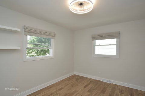 Tiny photo for 2901 Gregg Drive, McHenry, IL 60050 (MLS # 12661590)