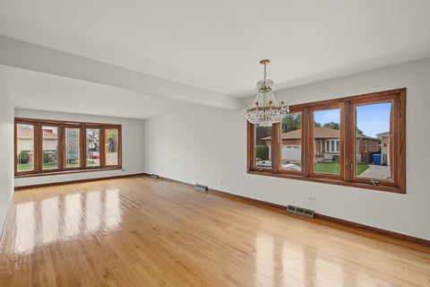 Tiny photo for 4700 N Chester Avenue, Chicago, IL 60656 (MLS # 12768699)