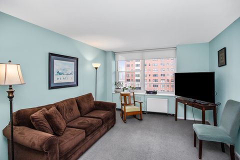 Tiny photo for 4250 N MARINE Drive #922, Chicago, IL 60613 (MLS # 12565516)