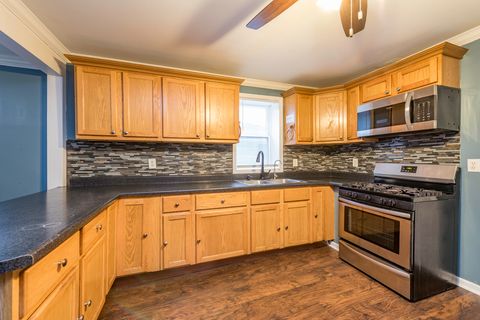 Tiny photo for 917 N Linden Avenue, Waukegan, IL 60085 (MLS # 12493793)