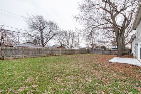 Tiny photo for 917 N Linden Avenue, Waukegan, IL 60085 (MLS # 12493793)