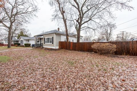 Tiny photo for 917 N Linden Avenue, Waukegan, IL 60085 (MLS # 12493793)