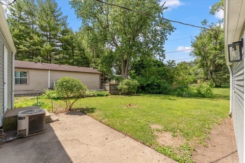 Tiny photo for 305 S Fair Street, Champaign, IL 61821 (MLS # 12653641)