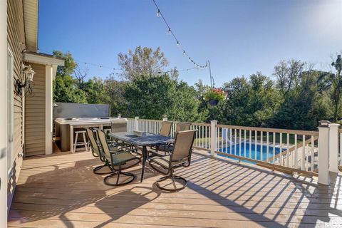 Tiny photo for 539 34TH Avenue N, Clinton, IA 52732 (MLS # QC4259227)