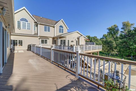 Tiny photo for 539 34TH Avenue N, Clinton, IA 52732 (MLS # QC4259227)